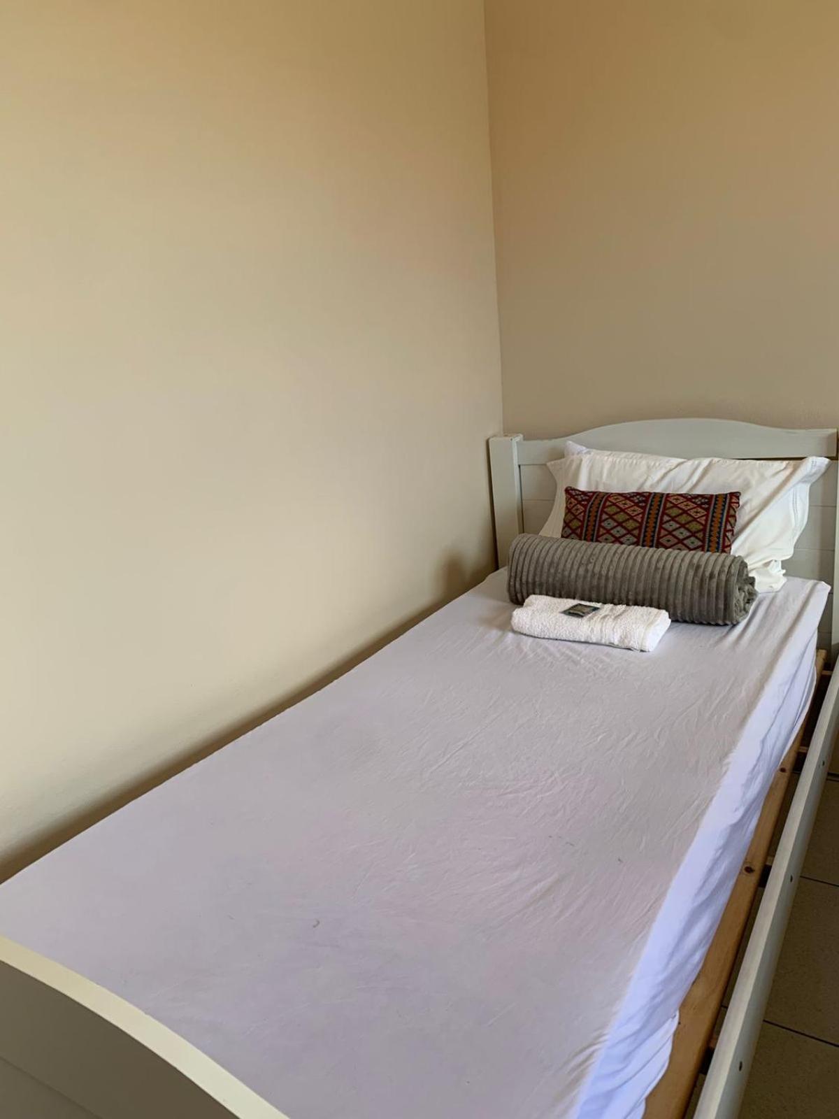 Hospedagem Itaborai Hotel Ravena Екстер'єр фото